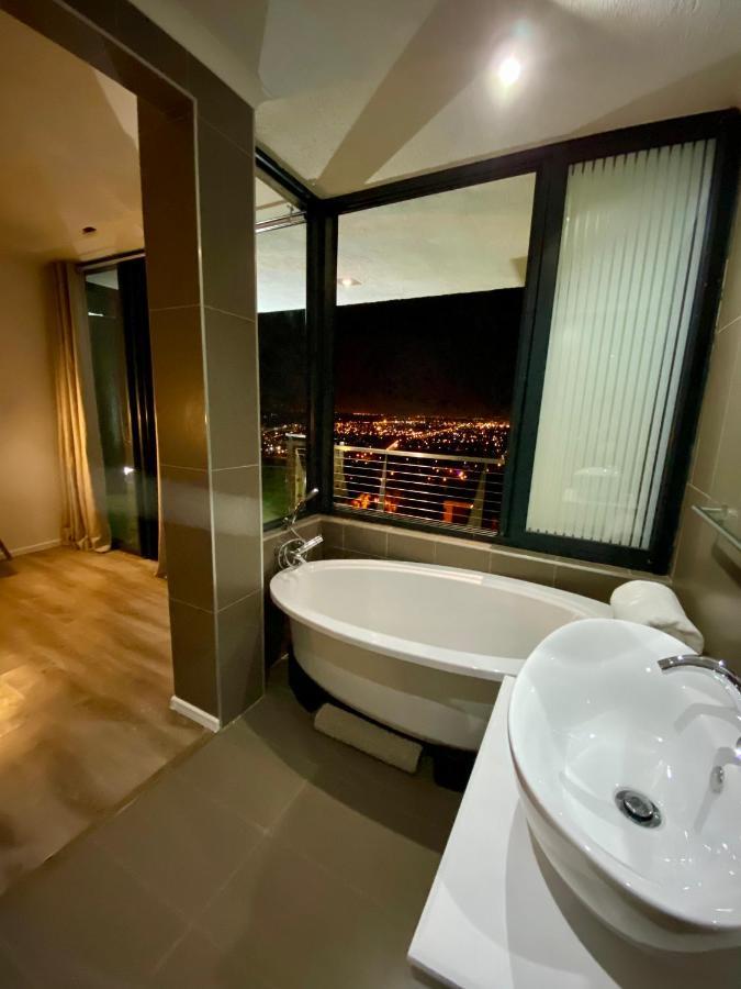 On The Gbay Villa Gordons Bay Ngoại thất bức ảnh